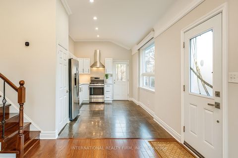 Photo of 9 Benshire Drive, Toronto, ON M1H 1M1 (MLS # E12600074)