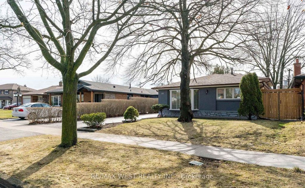 Photo of 11 Farley Crescent, Toronto, ON M9R 2A5 (MLS # W12835902)