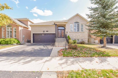 2229 GLAZEBROOK Circle Lower Oakville ON L6M 5B5