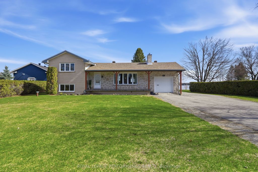 Photo of 3595 Front Road, East Hawkesbury, ON K6A 2W5 (MLS # X13027446)