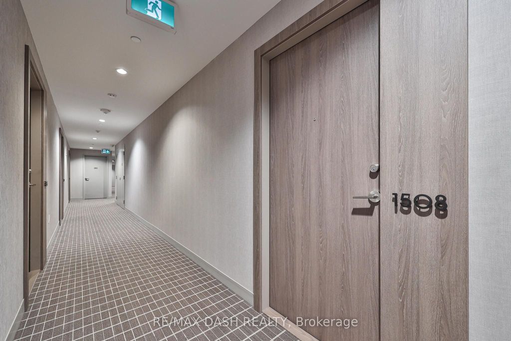Photo of 27 Bathurst Street #1508W, Toronto, ON M5V 0R1 (MLS # C12645718)