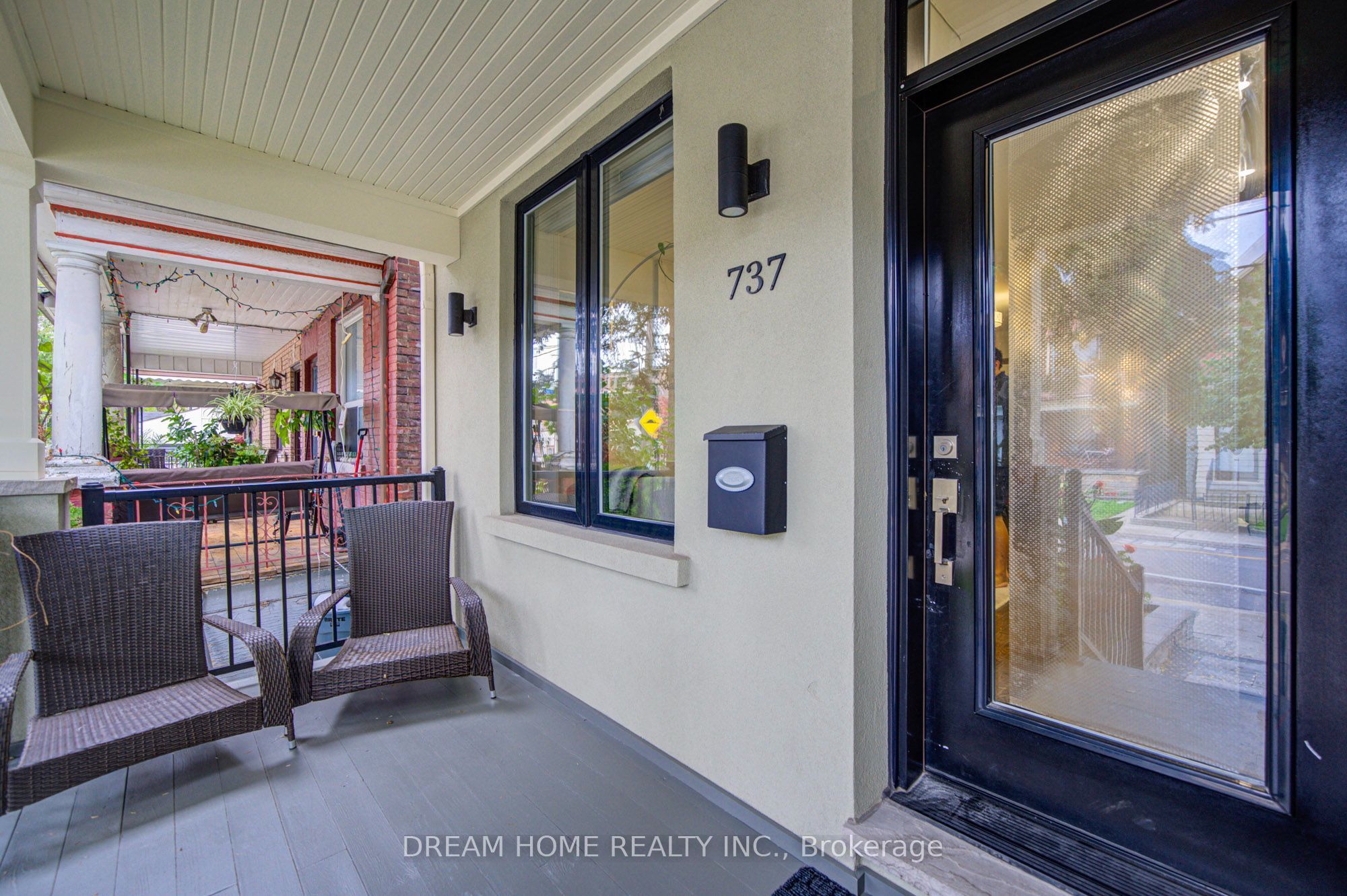 737 Shaw Street