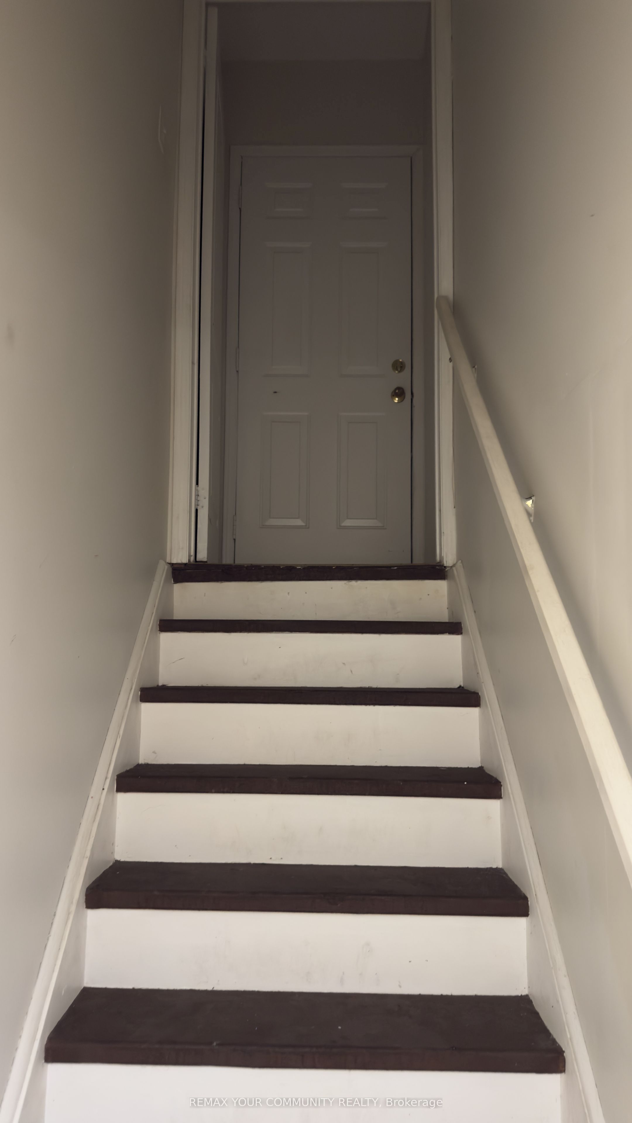 117 ENGLISH OAK Drive Bsmnt