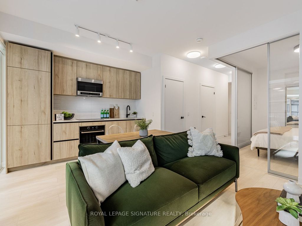 Photo of 127 Broadway Avenue #2307, Toronto, ON M4P 1V4 (MLS # C12826612)