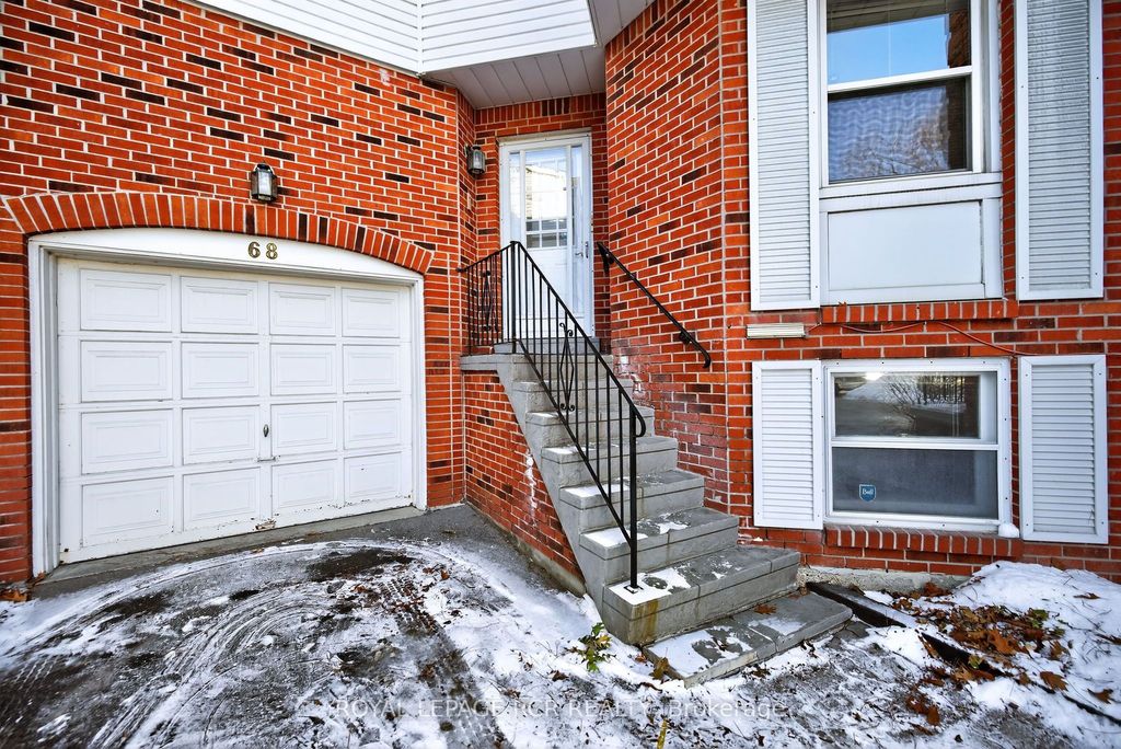 Photo of 68 Confederation Way #44, Markham, ON L3T 5R5 (MLS # N13077576)