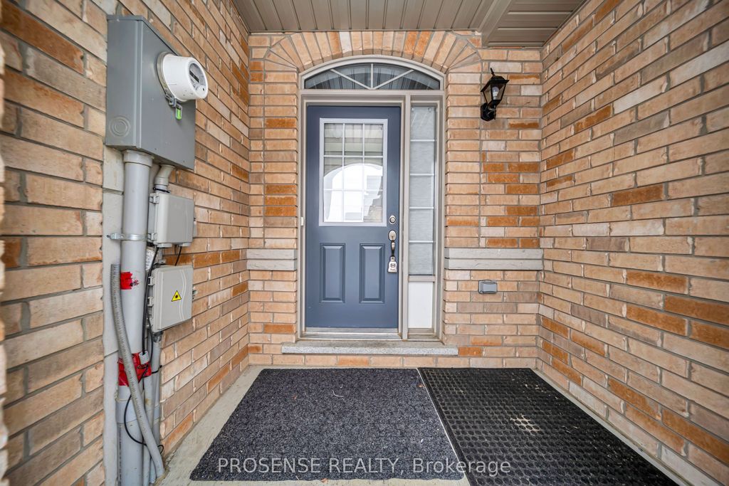 Photo of 148 Finegan Circle, Brampton, ON L7A 4Z7 (MLS # W12825496)
