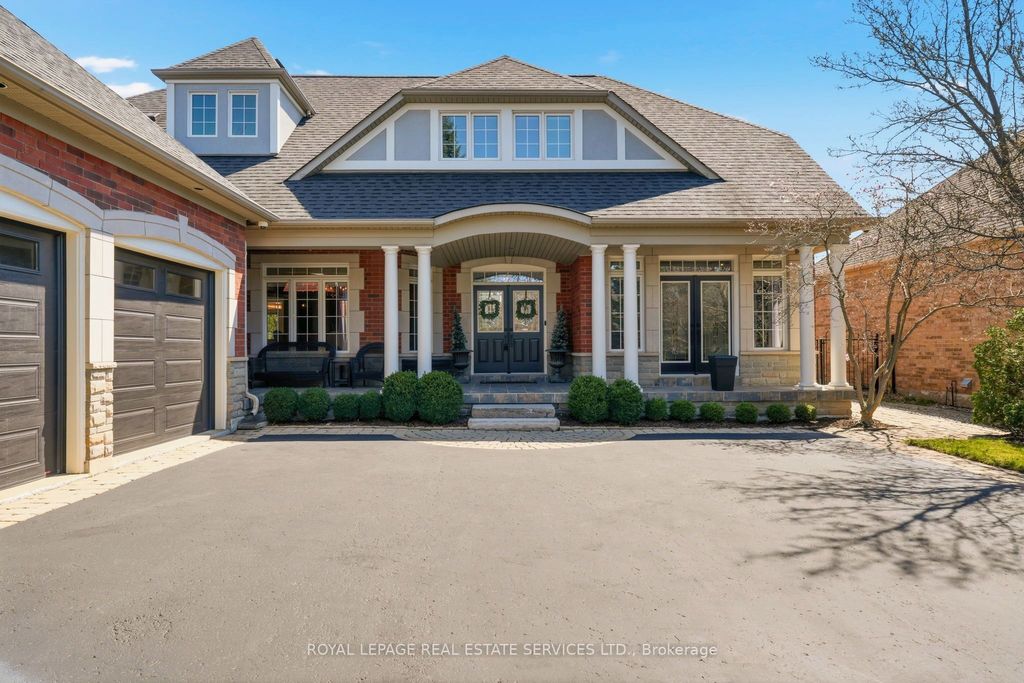 Photo of 35 Links Lane, Brampton, ON L6Y 5H2 (MLS # W13042354)