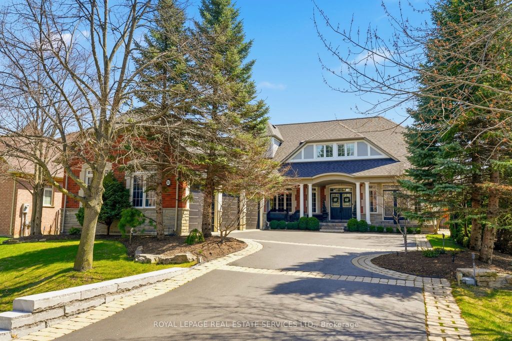 Photo of 35 Links Lane, Brampton, ON L6Y 5H2 (MLS # W13042354)