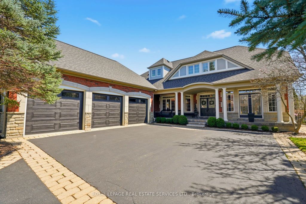 Photo of 35 Links Lane, Brampton, ON L6Y 5H2 (MLS # W13042354)