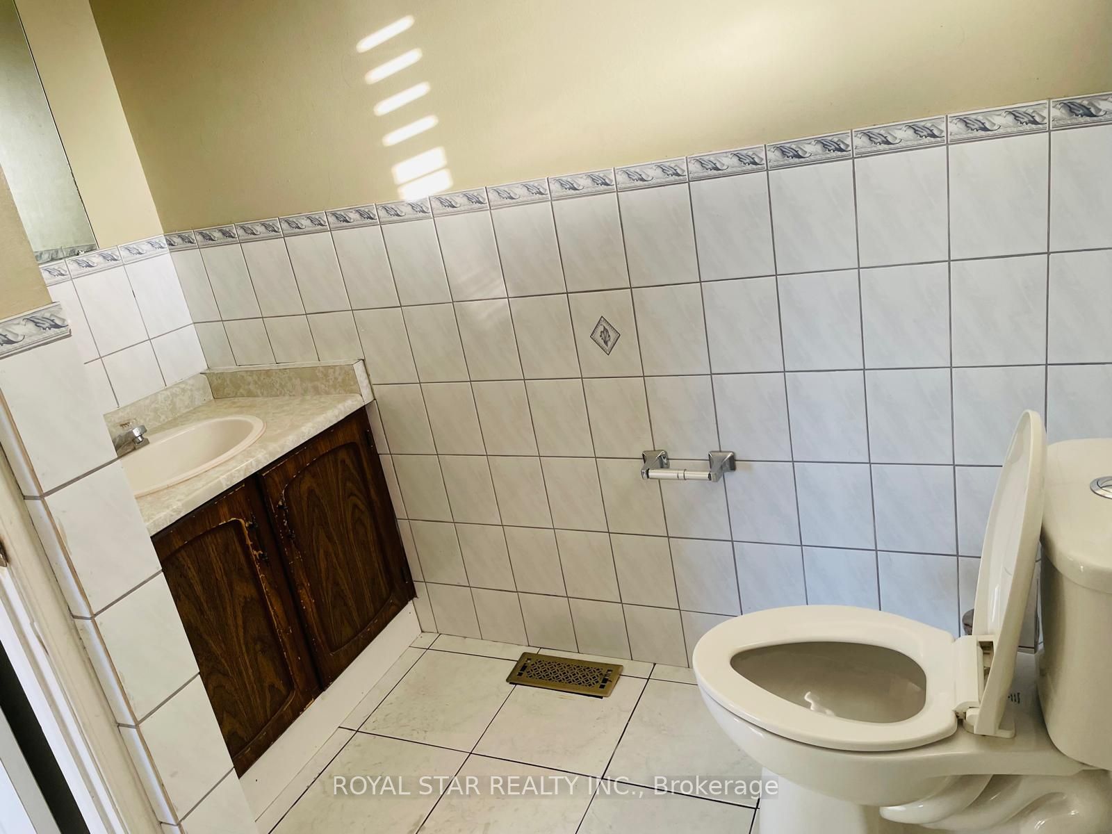 118 Banting Crescent