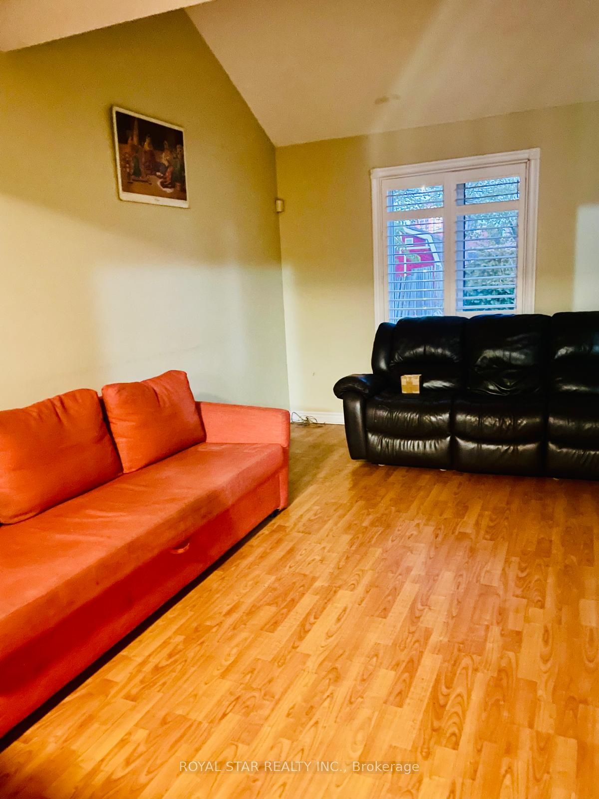 118 Banting Crescent