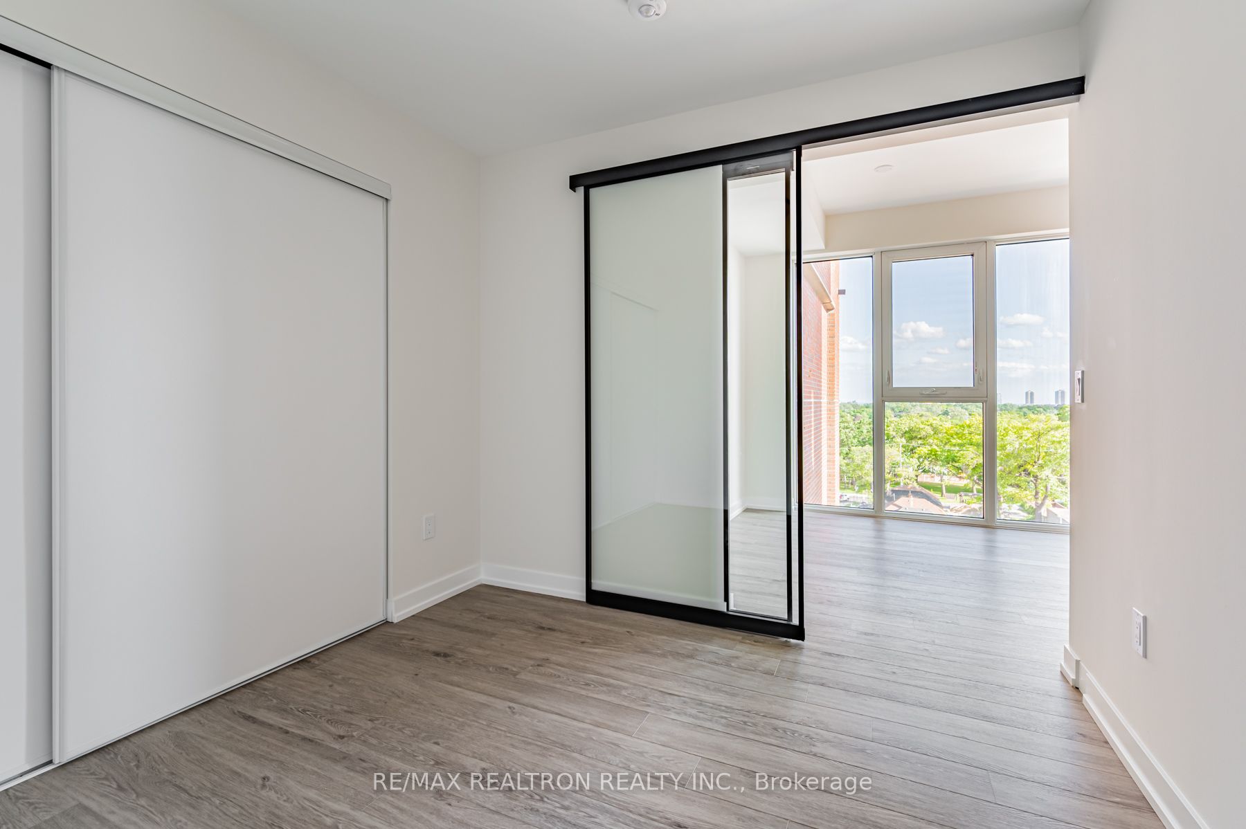2300 St Clair Avenue W 803