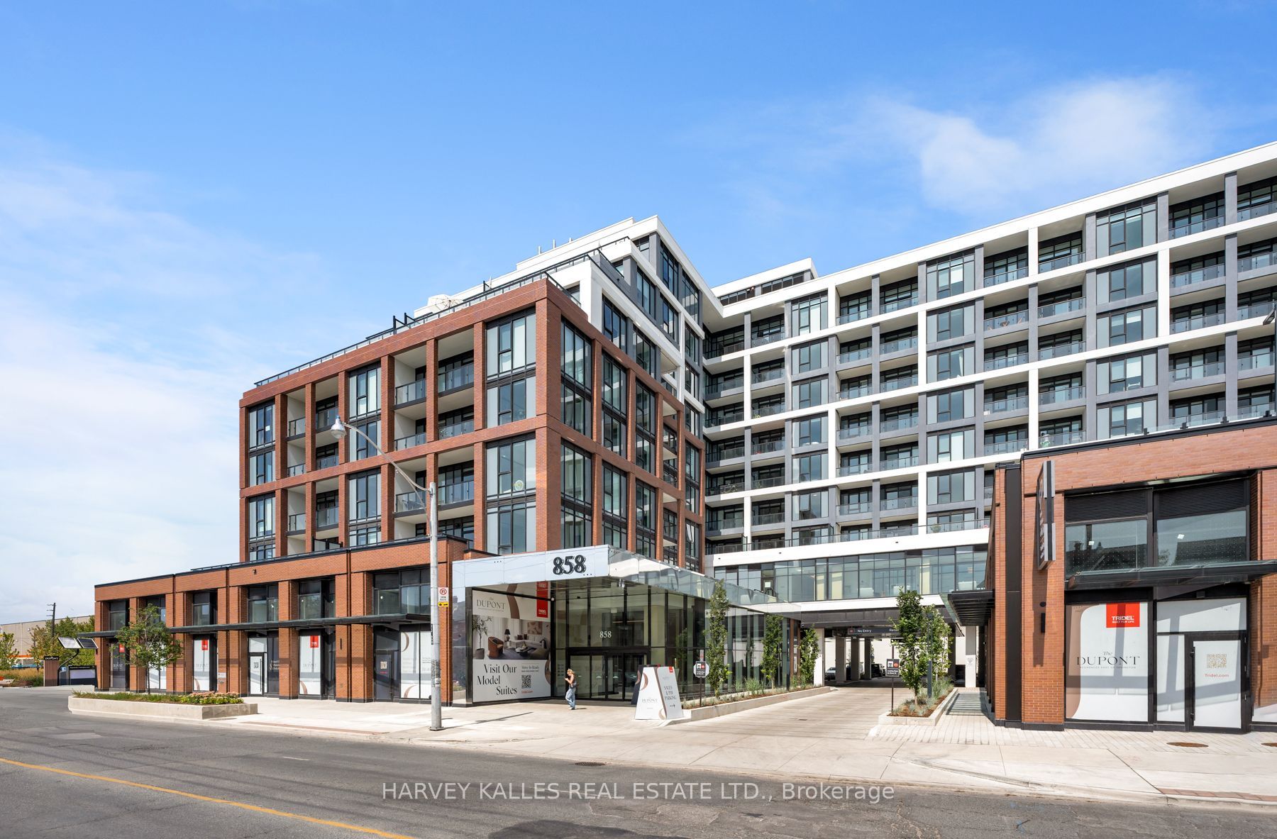 858 Dupont Street PH37