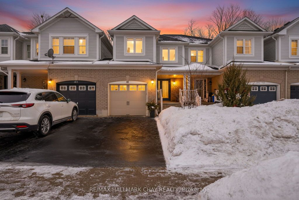 Photo of 41 Winchester Terrace, Barrie, ON L4M 0C8 (MLS # S12701638)