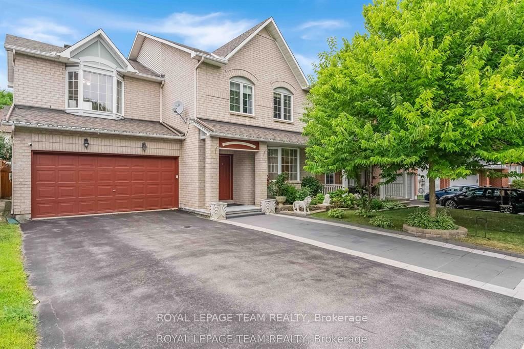 Photo of 18 Oakham Ridge N, Kanata, ON K2K 3B3 (MLS # X12712088)