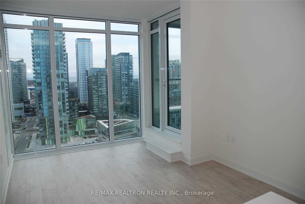 Photo of 576 Front Street W #1703, Toronto, ON M5V 0P8 (MLS # C12389732)