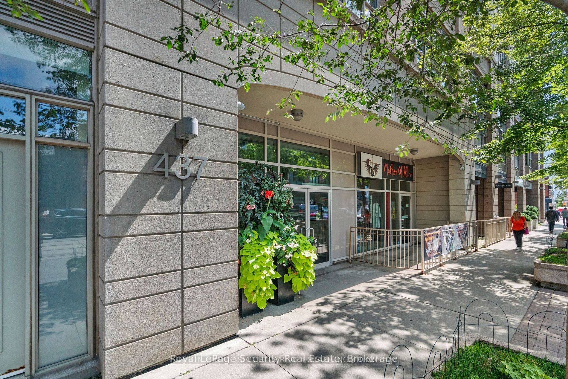 437 Roncesvalles Avenue 511