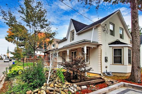 62 Centre Street W Richmond Hill ON L4C 3P7