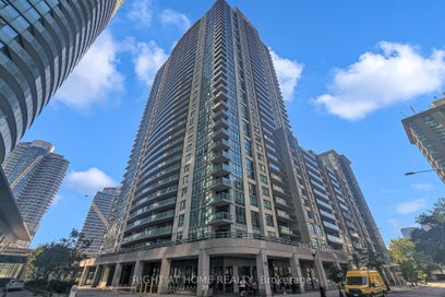 19 Grand Trunk Crescent 712 Toronto ON M5J 3A3