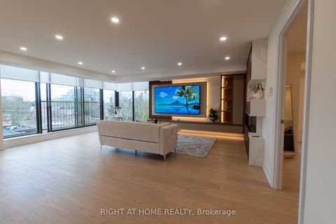 Photo of 447 Walmer Road #608, Toronto, ON M5P 2X9 (MLS # C12439875)