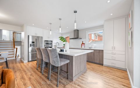 1399 Underwood Drive Mississauga ON L4W 3M9