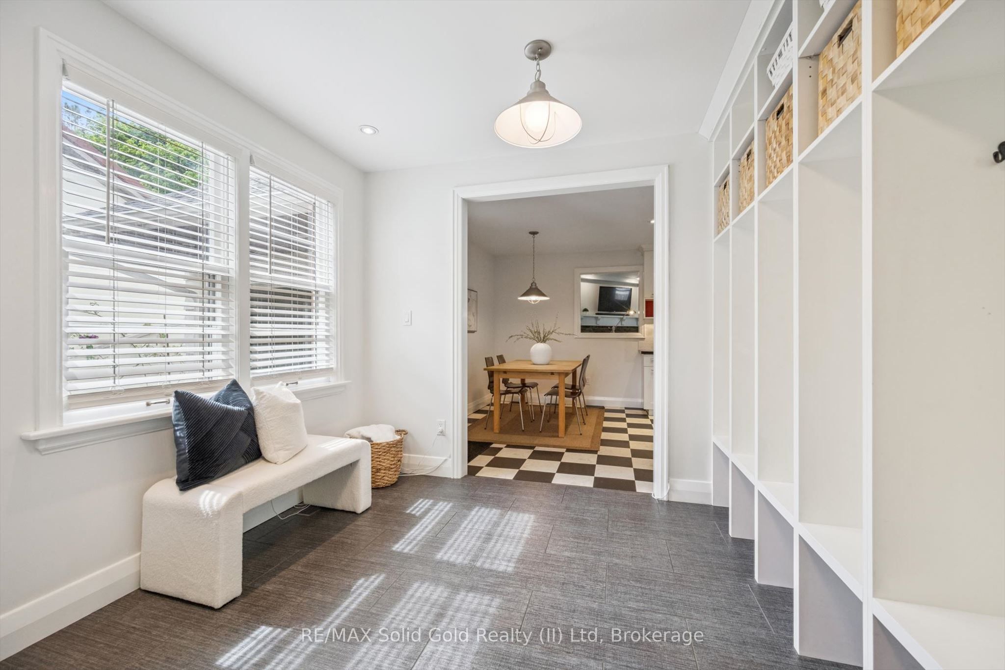 186 Forsyth Drive