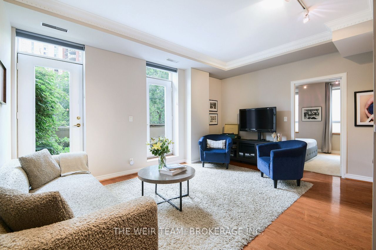 135 Maitland Street 202