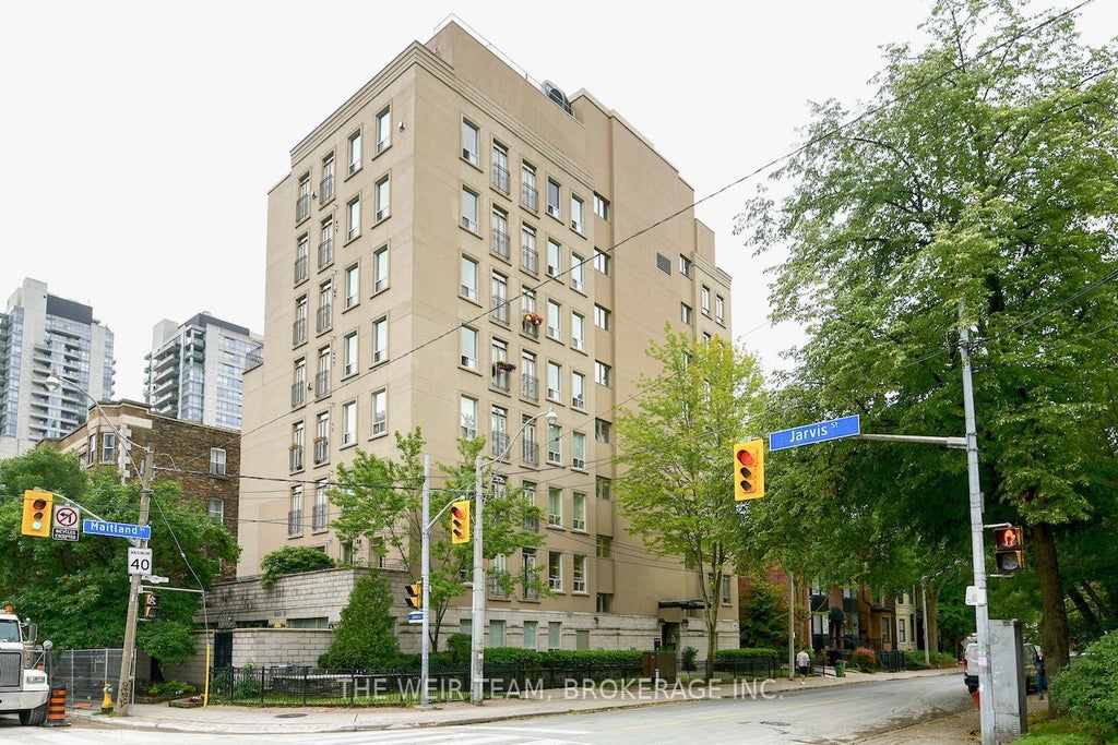 Photo of 135 Maitland Street #202, Toronto, ON M4Y 1E5 (MLS # C13801126)