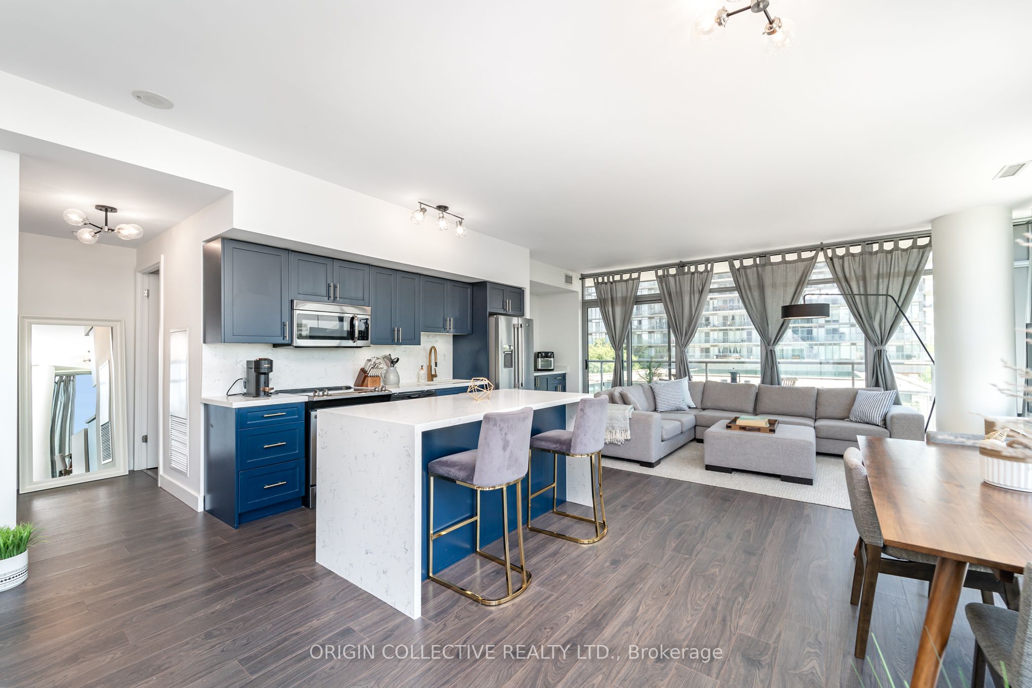 105 The Queensway Avenue 302