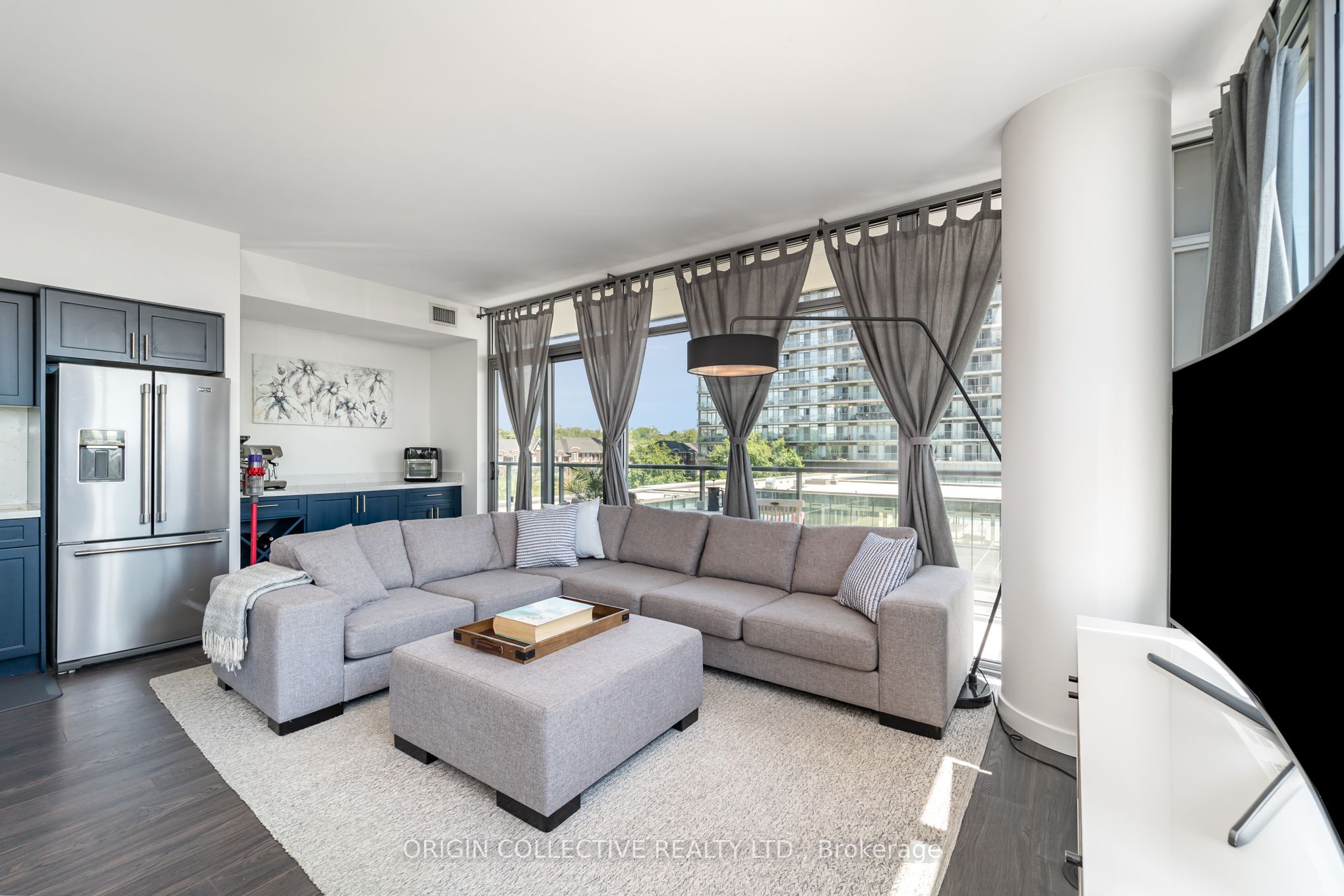 105 The Queensway Avenue 302