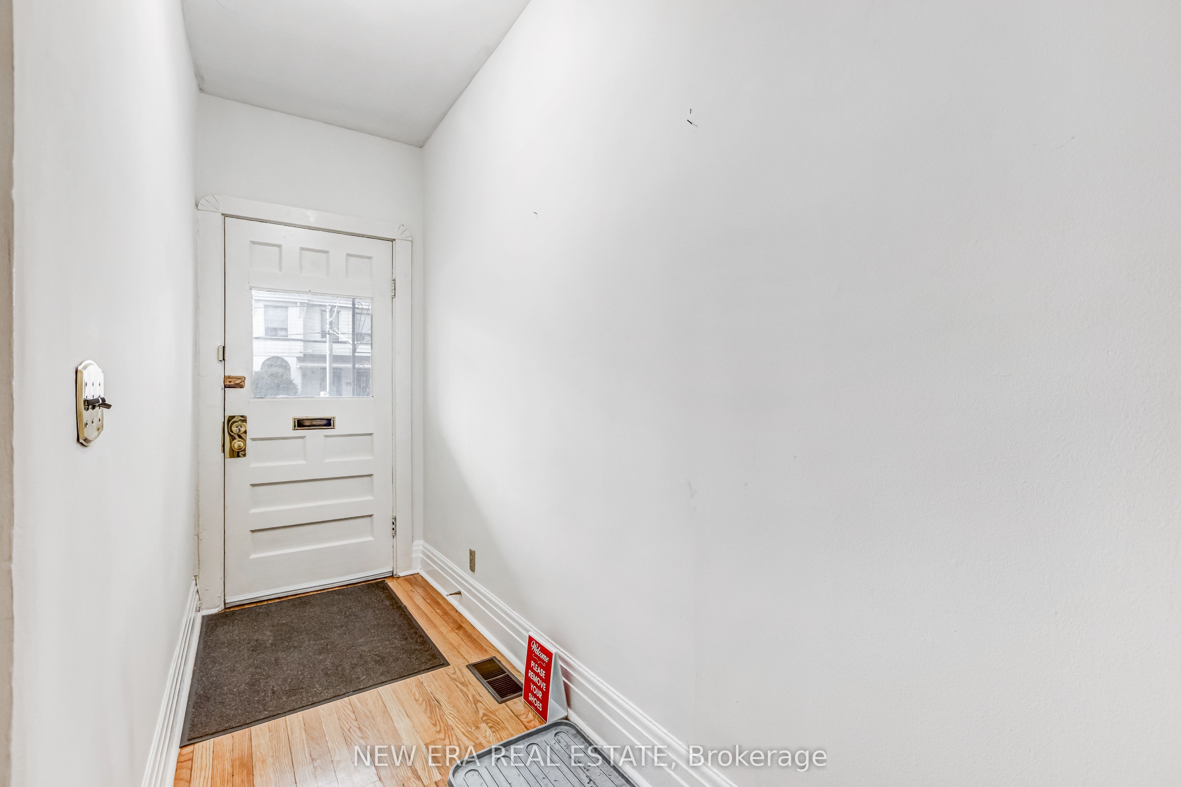 393 Ossington Avenue