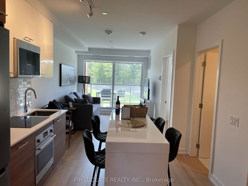 Photo of 120 Carrick Trail #306, Gravenhurst, ON P1P 0A1 (MLS # X12706932)