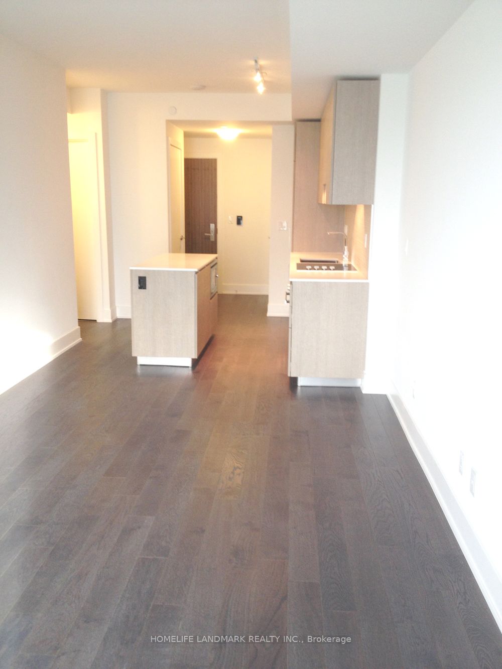 200 Bloor Street W 702