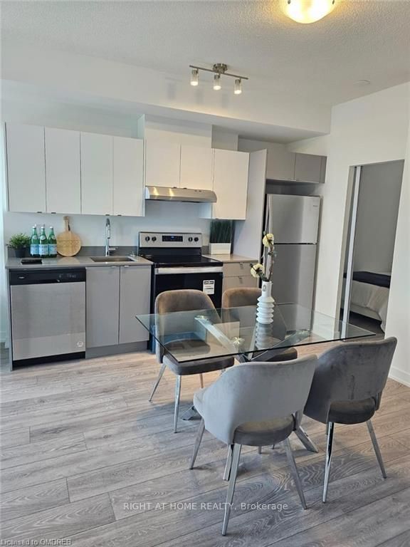 3200 DAKOTA COMMON N/A B-1010