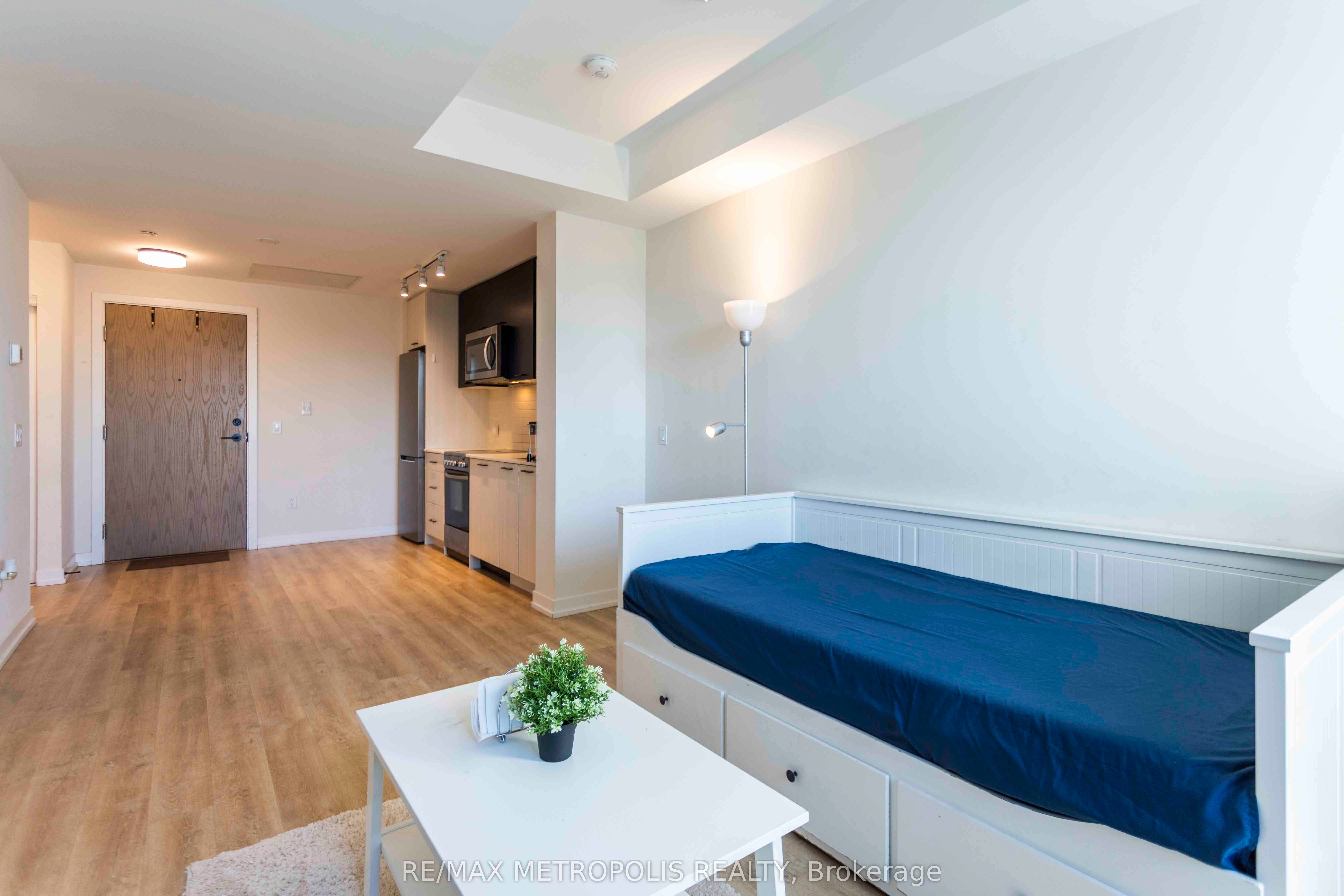 2300 St Clair Avenue W 308