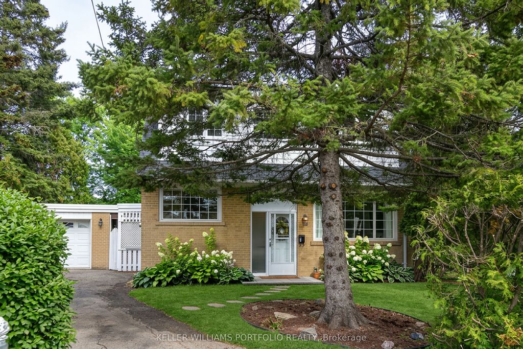 Photo of 88 Sabrina Dr Drive, Toronto, ON M9R 2J9 (MLS # W12883168)