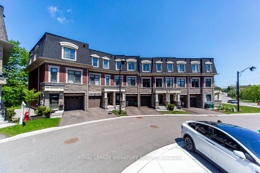 Photo of 102 Salina Street, Mississauga, ON L5M 2S5 (MLS # W13610980)