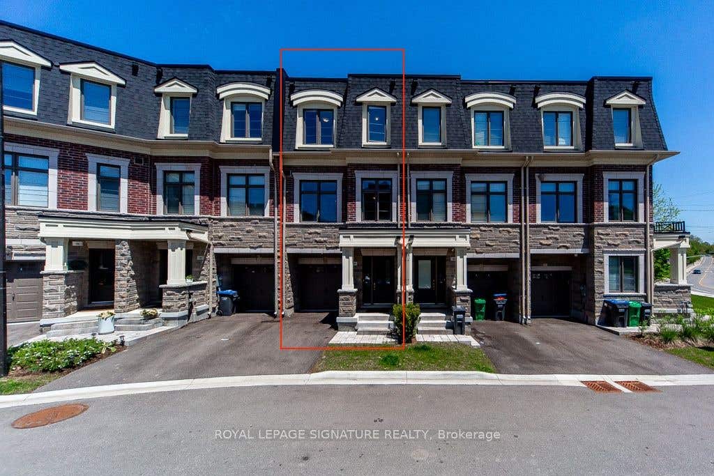 Photo of 102 Salina Street, Mississauga, ON L5M 2S5 (MLS # W13610980)