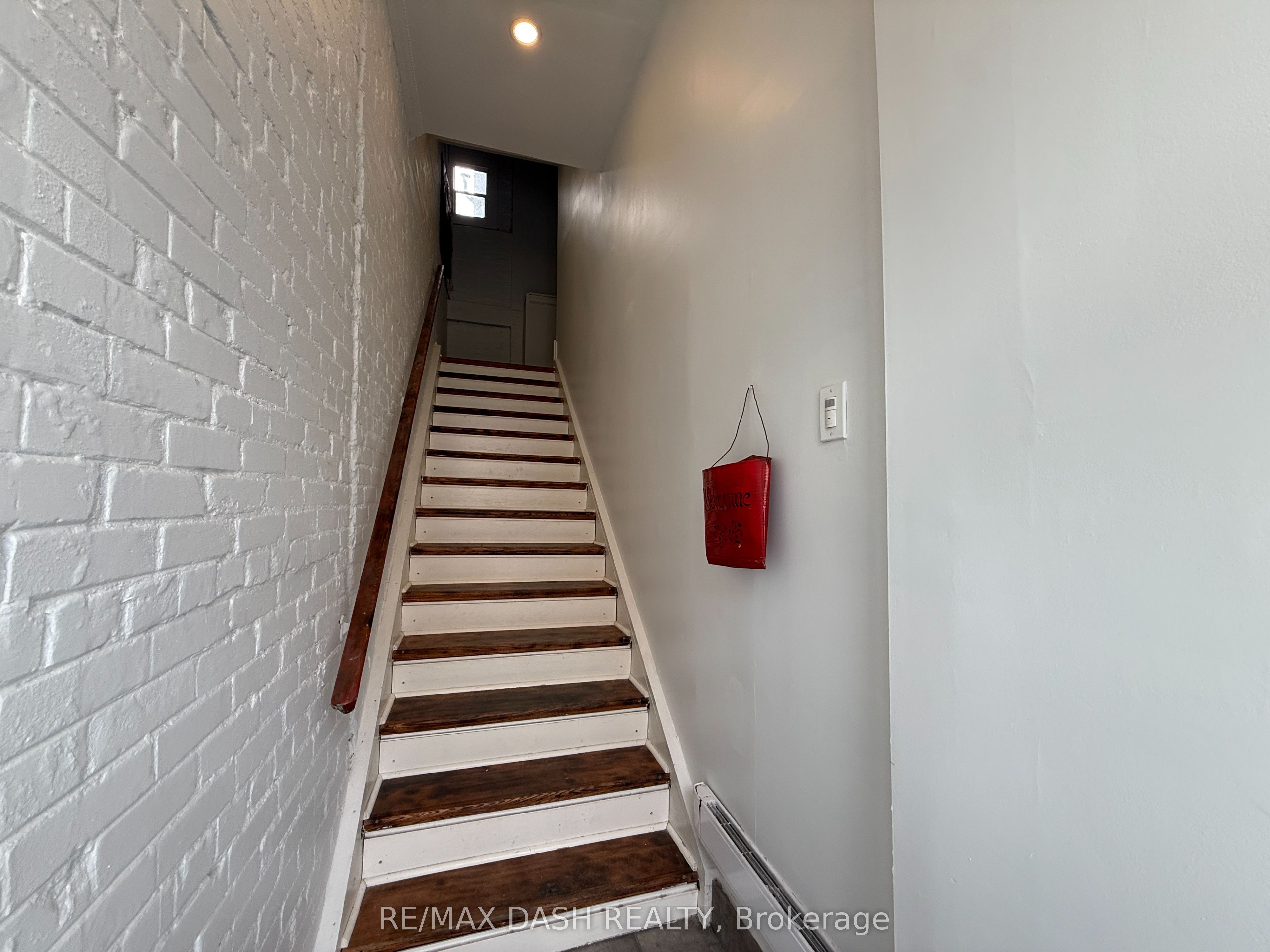 1303 Bloor Street W 2