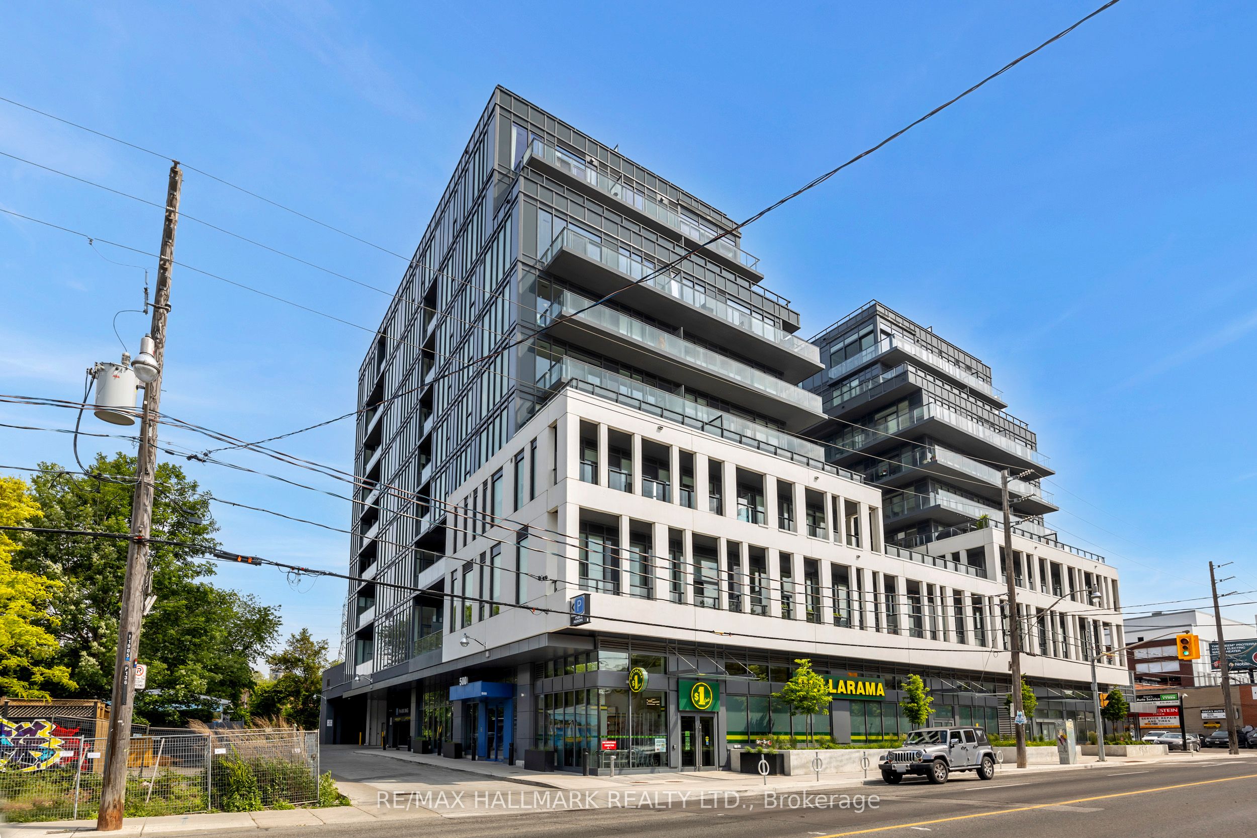 500 Dupont Street 215