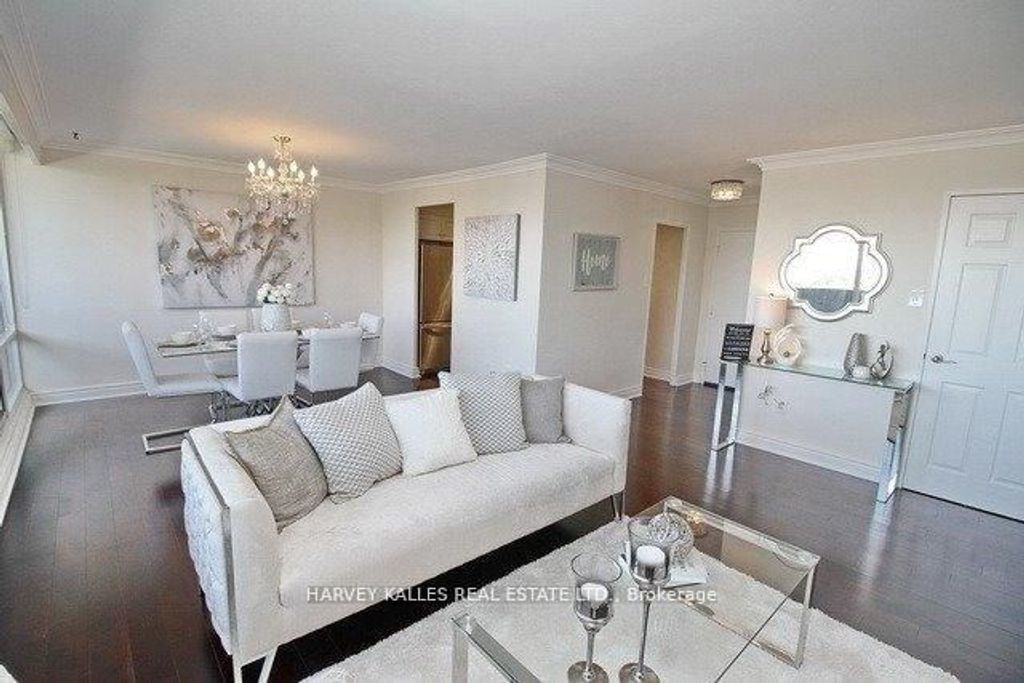 Photo of 3555 Bathurst Street #602, Toronto, ON M6A 2Y8 (MLS # C13040488)