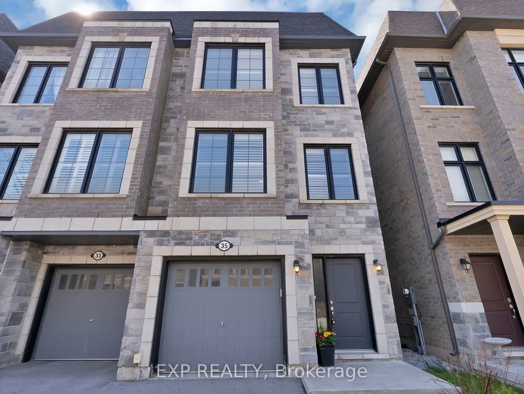 Photo of 35 Mcgurran Lane, Richmond Hill, ON L4B 0G8 (MLS # N13091468)