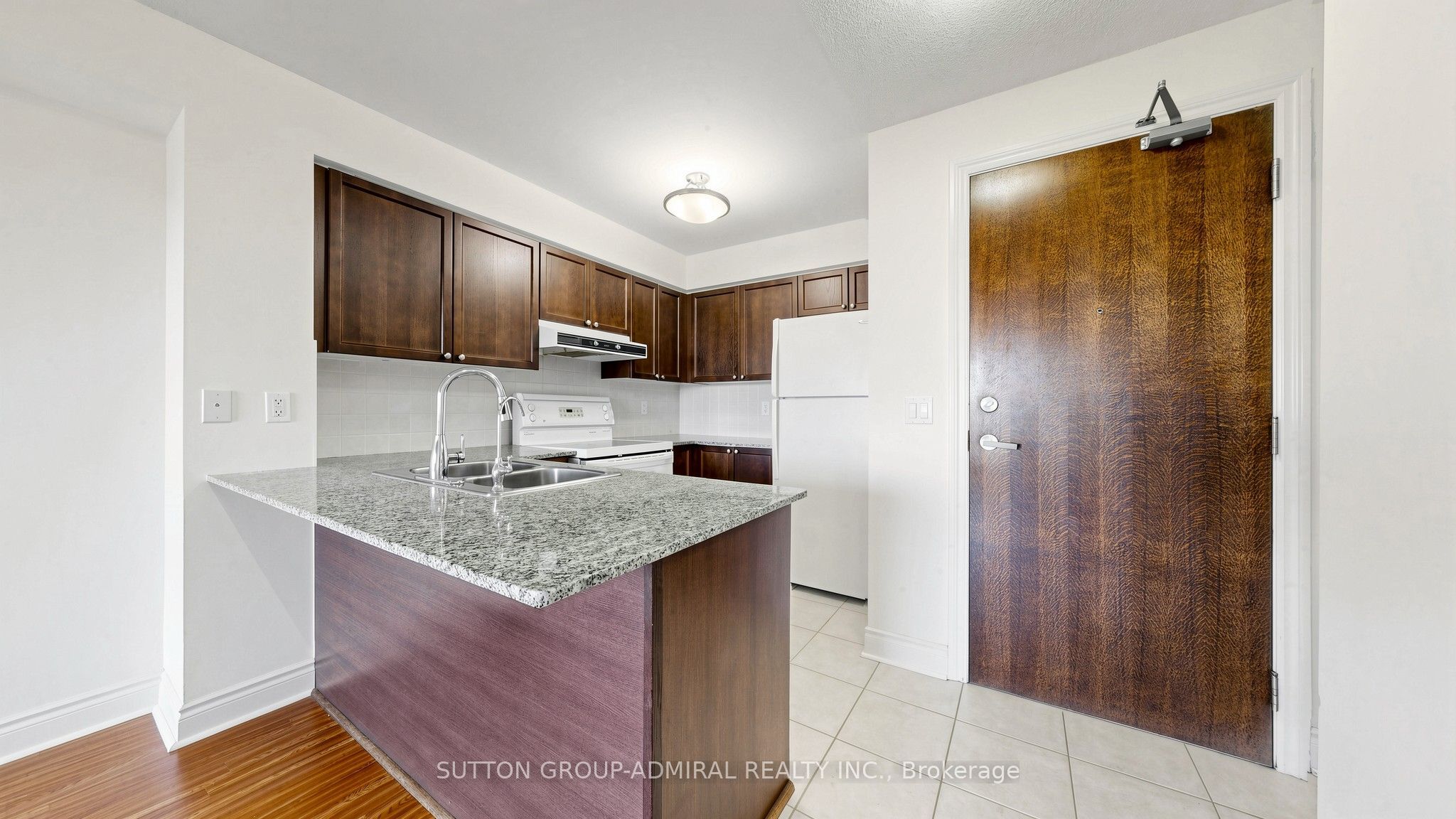 7 North Park Road 806