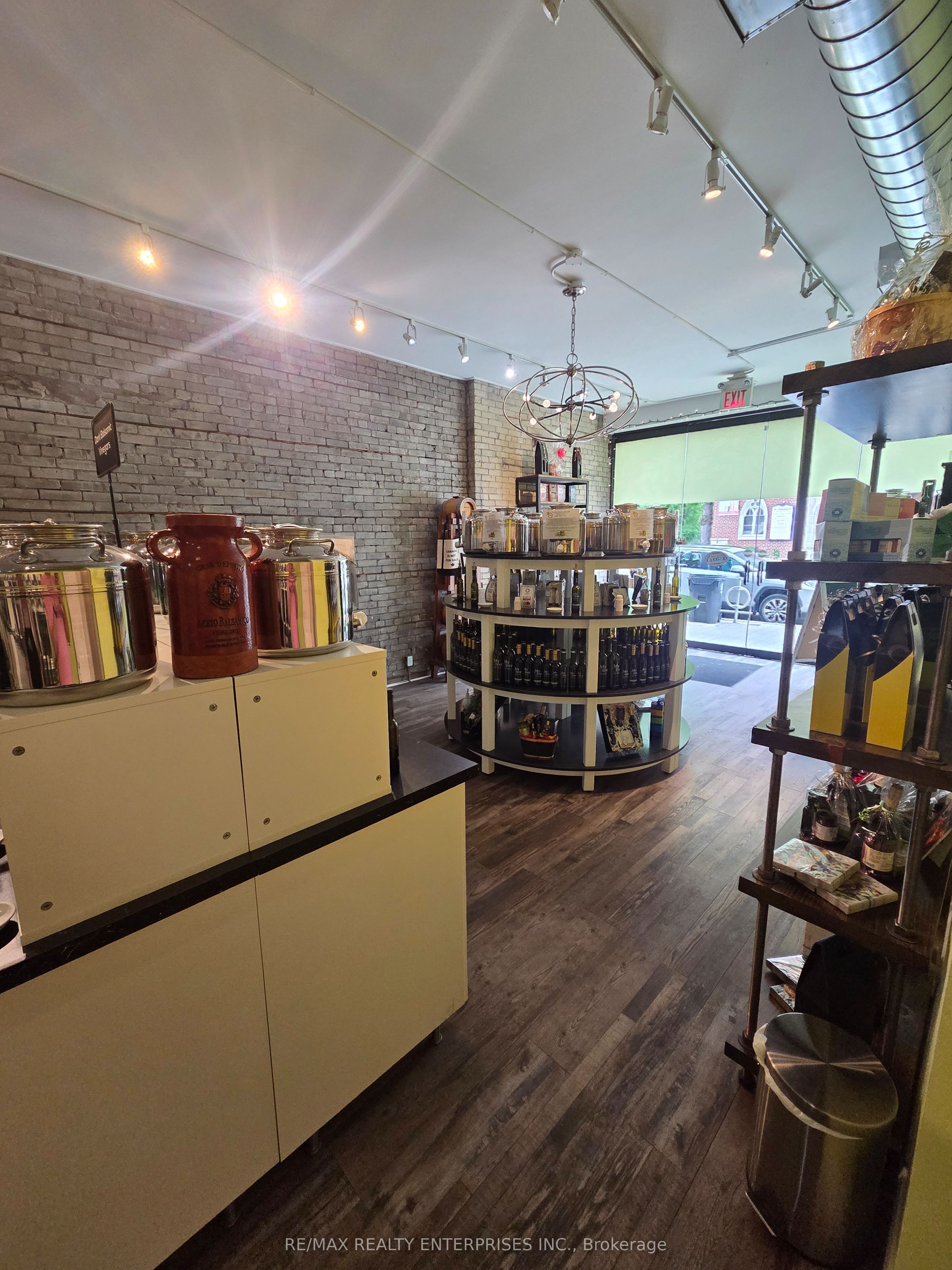 151 Roncesvalles Avenue