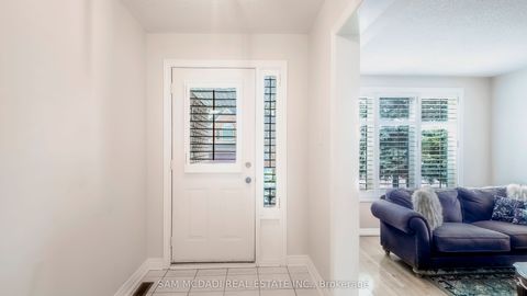 5396 Planter's Wd Court Mississauga ON L5M 5V2