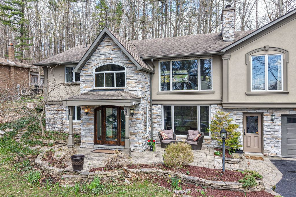 Photo of 1363 St. Vincent Street, Springwater, ON L9X 0P7 (MLS # S13074680)