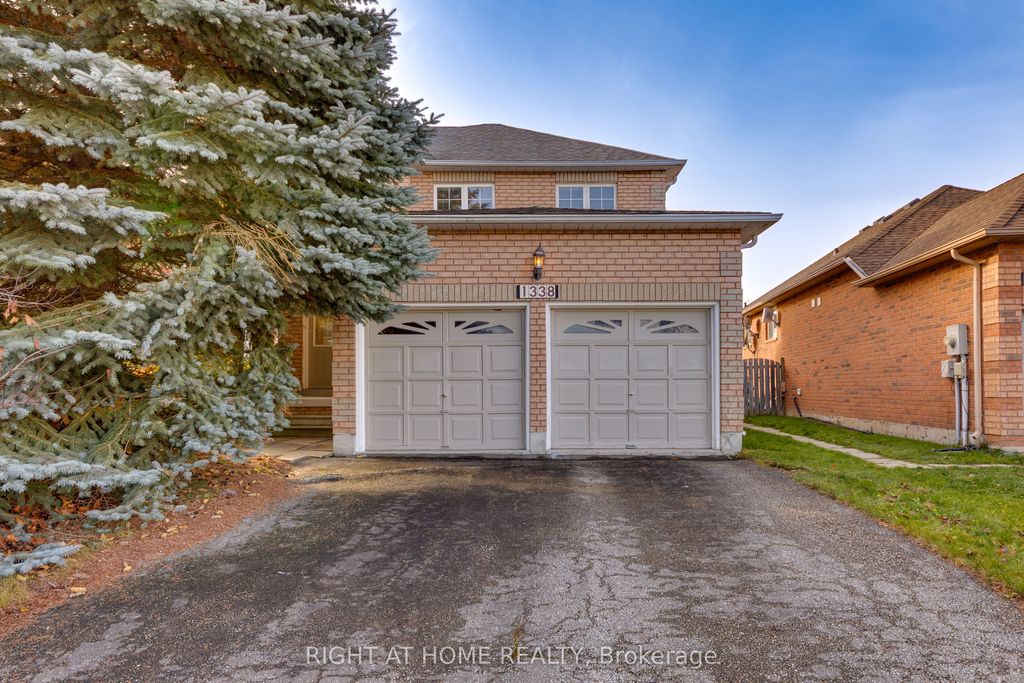 Photo of 1338 Vincent Crescent, Innisfil, ON L9S 1Z8 (MLS # N13112326)