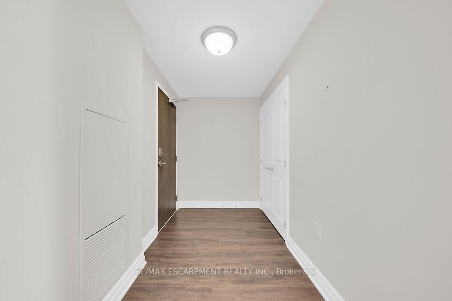 3290 New Street 418