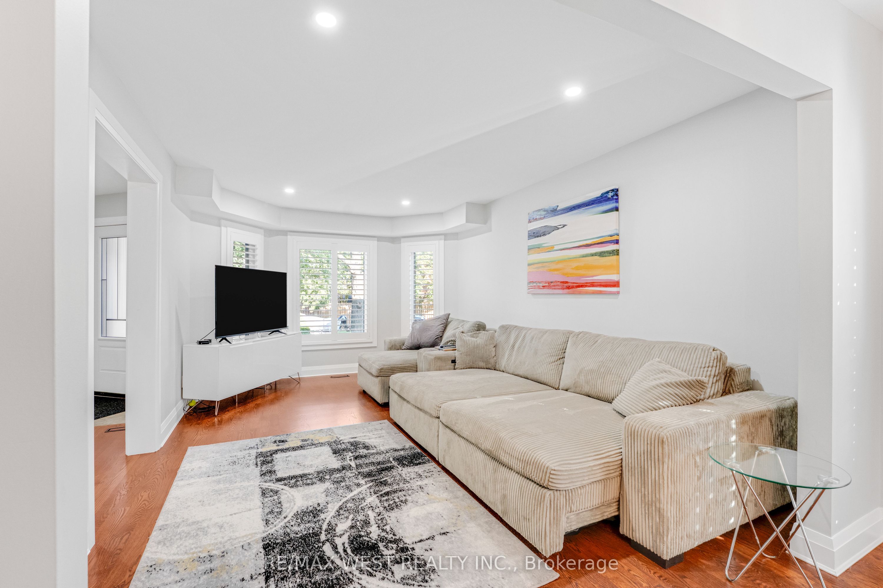 1136 Goodson Crescent