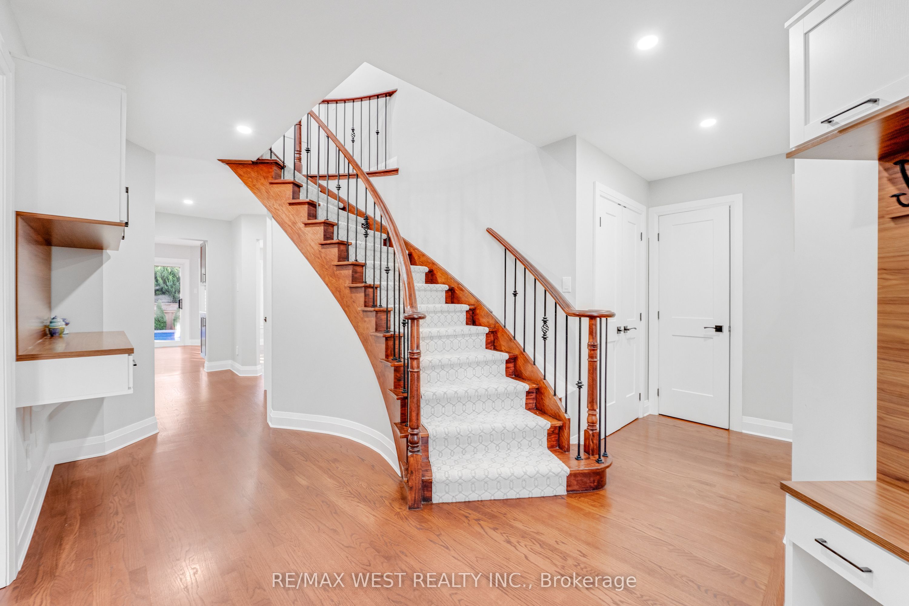 1136 Goodson Crescent